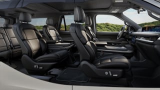 2025 Lincoln Lincoln Navigator Internal Image 1